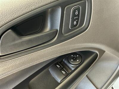 2019 Ford Transit Connect XL - Photo 24 - Orange, CA 92868