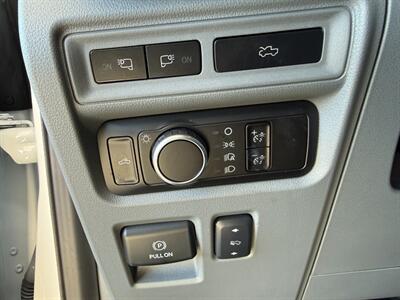 2023 Ford F-150 Lightning XLT   - Photo 24 - Orange, CA 92868