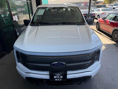 2023 Ford F-150 Lightning XLT   - Photo 12 - Orange, CA 92868