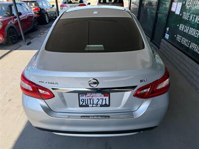 2016 Nissan Altima 2.5 SV   - Photo 15 - Orange, CA 92868