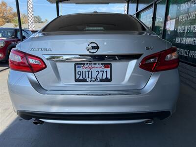 2016 Nissan Altima 2.5 SV   - Photo 14 - Orange, CA 92868