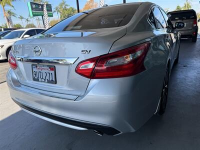 2016 Nissan Altima 2.5 SV   - Photo 11 - Orange, CA 92868