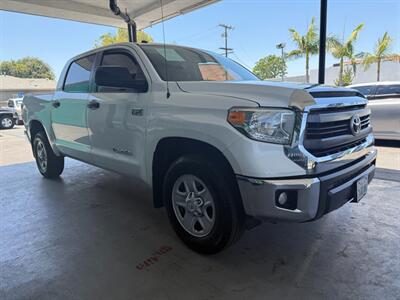 2015 Toyota Tundra SR5   - Photo 7 - Orange, CA 92868