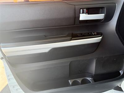 2015 Toyota Tundra SR5   - Photo 22 - Orange, CA 92868