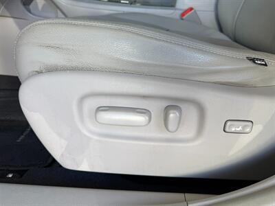 2013 Toyota Highlander Plus   - Photo 22 - Orange, CA 92868