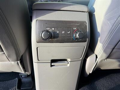 2013 Toyota Highlander Plus   - Photo 27 - Orange, CA 92868