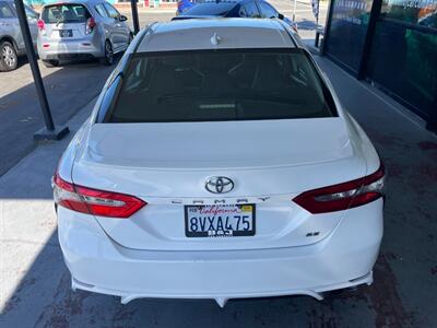 2019 Toyota Camry SE   - Photo 14 - Orange, CA 92868