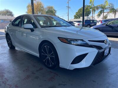 2019 Toyota Camry SE   - Photo 7 - Orange, CA 92868