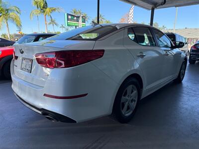 2015 Kia Optima LX   - Photo 10 - Orange, CA 92868