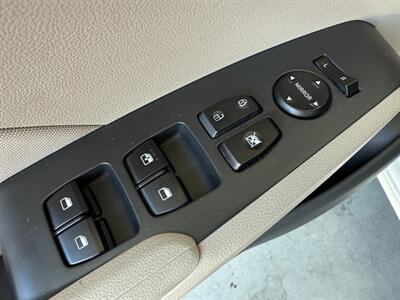 2022 Hyundai ACCENT SEL   - Photo 23 - Orange, CA 92868