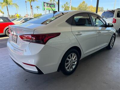 2022 Hyundai ACCENT SEL   - Photo 10 - Orange, CA 92868