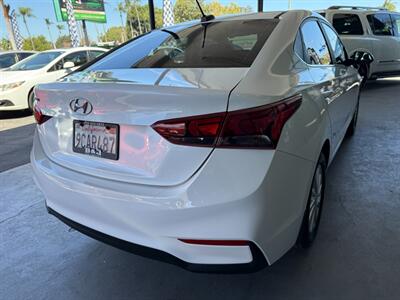 2022 Hyundai ACCENT SEL   - Photo 11 - Orange, CA 92868
