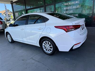 2022 Hyundai ACCENT SEL   - Photo 6 - Orange, CA 92868