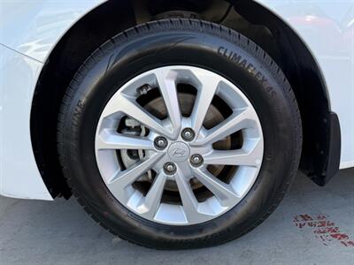 2022 Hyundai ACCENT SEL   - Photo 36 - Orange, CA 92868