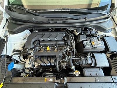 2022 Hyundai ACCENT SEL   - Photo 35 - Orange, CA 92868
