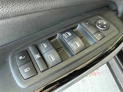 2019 Jeep Cherokee Altitude - Photo 24 - Orange, CA 92868