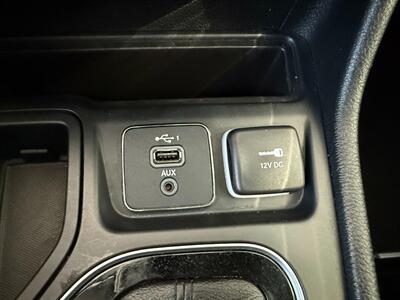 2019 Jeep Cherokee Altitude - Photo 33 - Orange, CA 92868