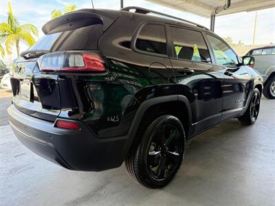 2019 Jeep Cherokee Altitude - Photo 10 - Orange, CA 92868