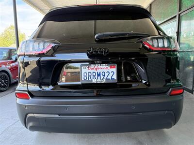 2019 Jeep Cherokee Altitude - Photo 14 - Orange, CA 92868