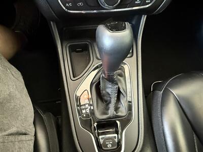 2019 Jeep Cherokee Altitude - Photo 34 - Orange, CA 92868