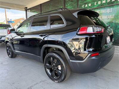 2019 Jeep Cherokee Altitude - Photo 6 - Orange, CA 92868