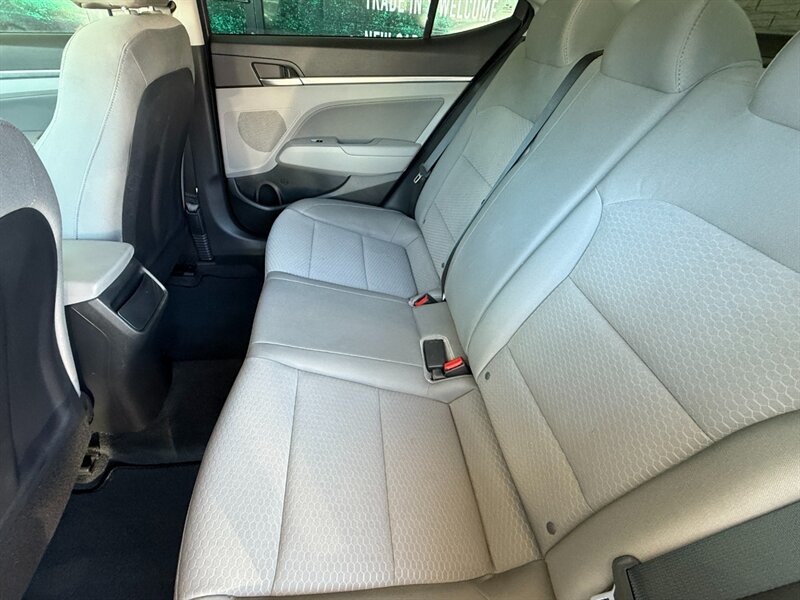 2019 Hyundai Elantra Value Edition photo 24