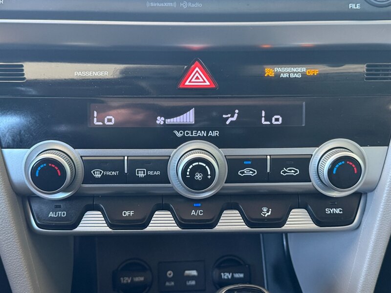 2019 Hyundai Elantra Value Edition photo 31