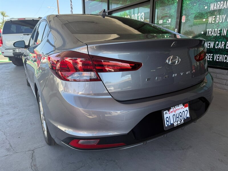 2019 Hyundai Elantra Value Edition photo 6