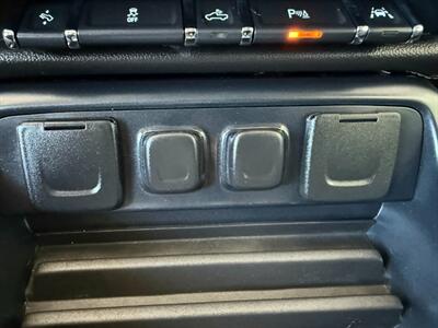 2016 GMC Sierra 1500 SLT   - Photo 39 - Orange, CA 92868