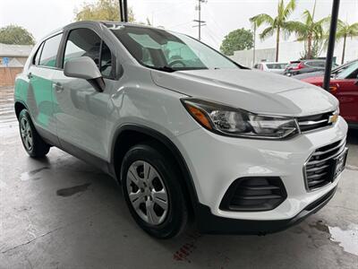 2017 Chevrolet Trax LS   - Photo 8 - Orange, CA 92868