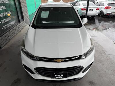2017 Chevrolet Trax LS   - Photo 13 - Orange, CA 92868