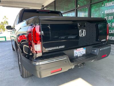 2020 Honda Ridgeline RTL-E   - Photo 6 - Orange, CA 92868