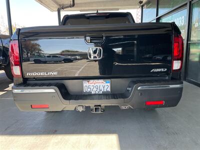 2020 Honda Ridgeline RTL-E   - Photo 13 - Orange, CA 92868