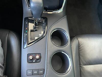 2017 Toyota Avalon XLE Plus   - Photo 38 - Orange, CA 92868