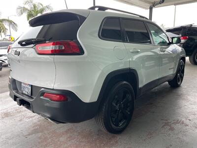 2018 Jeep Cherokee Latitude   - Photo 11 - Orange, CA 92868