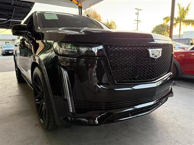 2023 Cadillac Escalade Sport Platinum   - Photo 9 - Orange, CA 92868