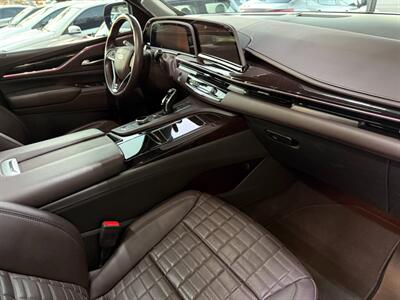 2023 Cadillac Escalade Sport Platinum   - Photo 32 - Orange, CA 92868