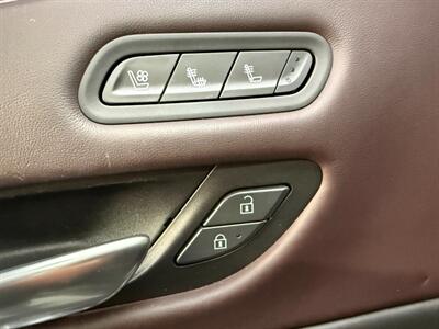 2023 Cadillac Escalade Sport Platinum   - Photo 27 - Orange, CA 92868