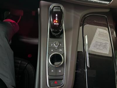 2023 Cadillac Escalade Sport Platinum   - Photo 40 - Orange, CA 92868