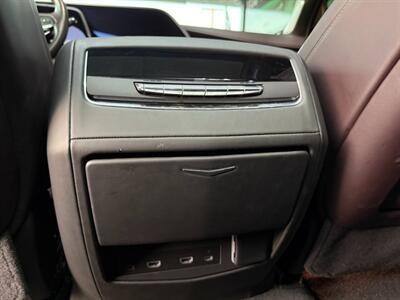 2023 Cadillac Escalade Sport Platinum   - Photo 31 - Orange, CA 92868