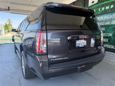 2018 GMC Yukon XL SLT - Photo 6 - Orange, CA 92868