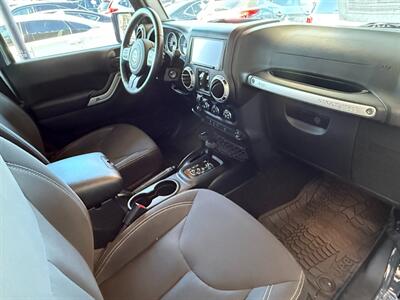 2017 Jeep Wrangler Unlimited Sahara   - Photo 24 - Orange, CA 92868