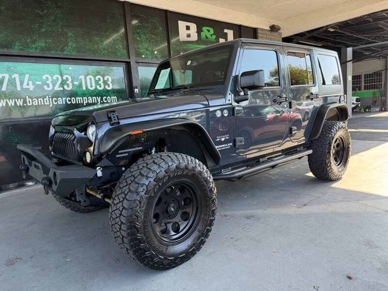 2017 Jeep Wrangler Unlimited Sahara   - Photo 1 - Orange, CA 92868