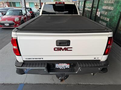 2017 GMC Sierra 2500HD SLT - Photo 15 - Orange, CA 92868