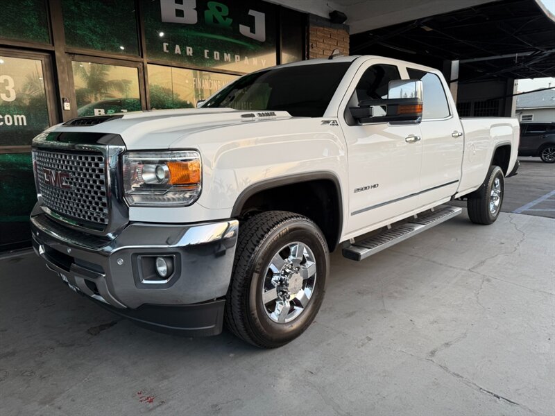 2017 GMC Sierra 2500HD SLT's photo