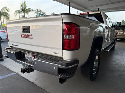 2017 GMC Sierra 2500HD SLT - Photo 11 - Orange, CA 92868