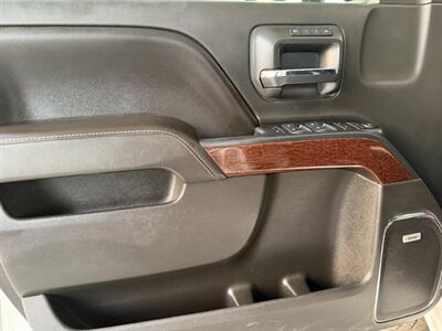 2017 GMC Sierra 2500HD SLT - Photo 27 - Orange, CA 92868