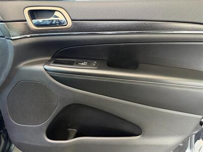 2015 Jeep Grand Cherokee Limited   - Photo 29 - Orange, CA 92868
