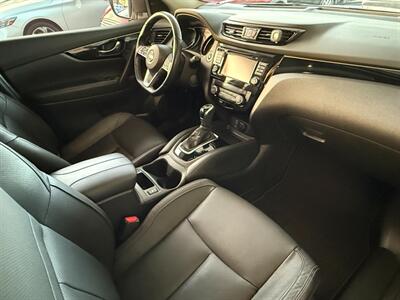 2018 Nissan Rogue Sport SL   - Photo 29 - Orange, CA 92868