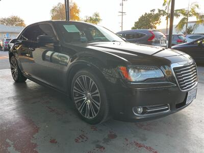 2013 Chrysler 300 S   - Photo 8 - Orange, CA 92868